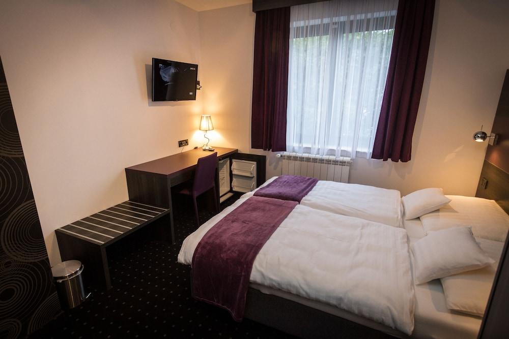 Log In Rooms Zagreb Exterior photo