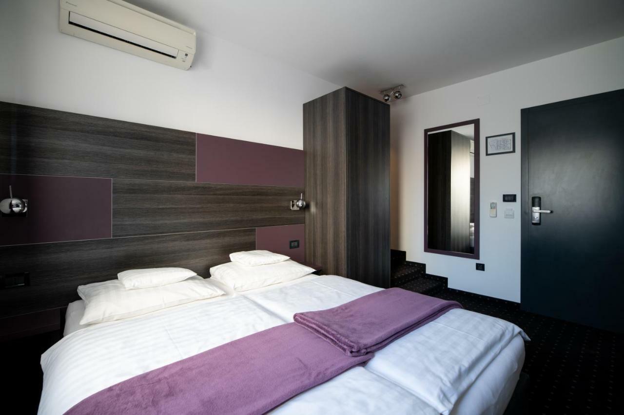 Log In Rooms Zagreb Exterior photo